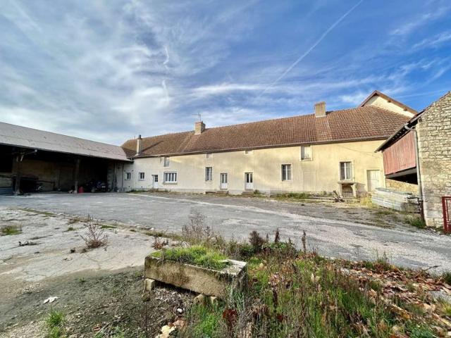 Maison vente à Dijon, Charmes