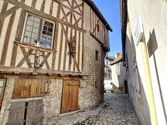 Maison vente à Montbard, Saulieu