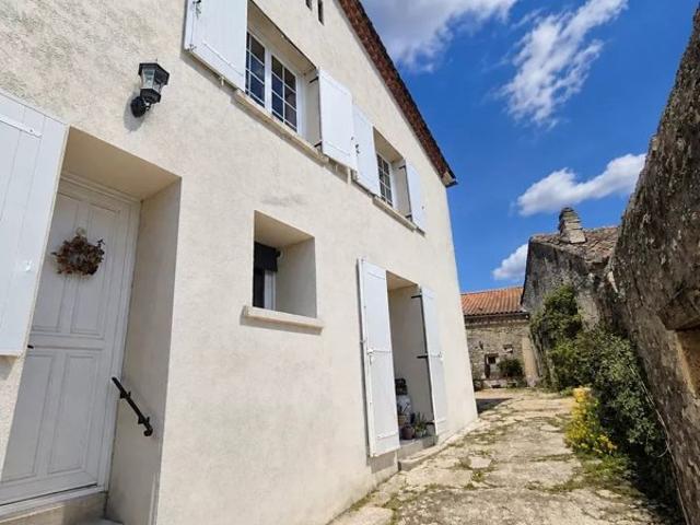 Maison vente à Angoulême, Garat