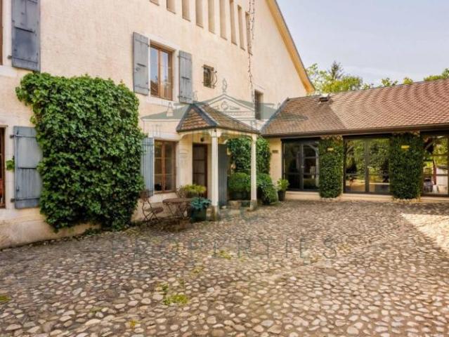 Haus kaufen in Commugny, Waadt