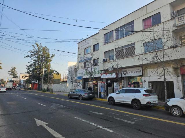 Casa en arriendo en La Cisterna, Metropolitana