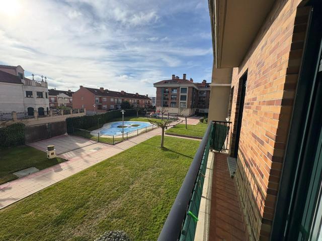 Piso en venta en Cistérniga, Valladolid