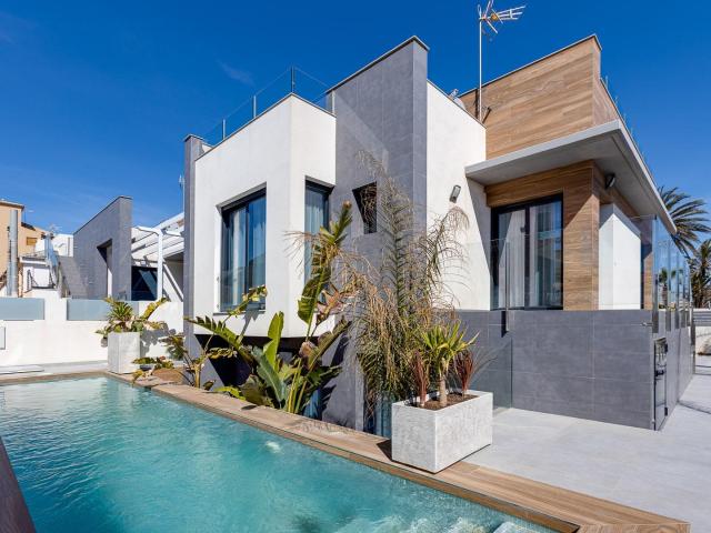 Casa en venta en Valencia, La Mata