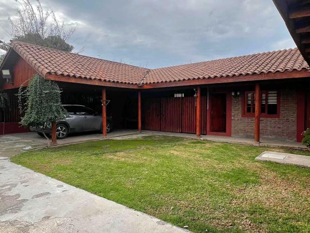 Casa en arriendo en Lampa