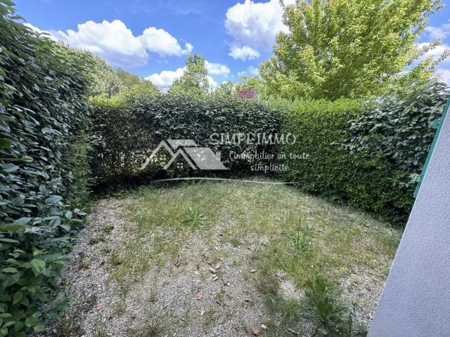 Appartement location à Échillais, Les Eronnelles