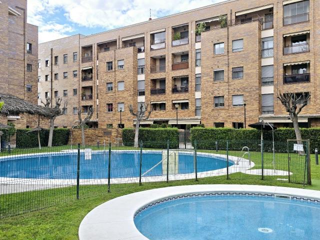 Apartamento en alquiler en Nervión, Sevilla