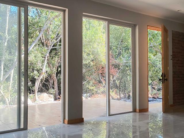Casa en arriendo en Pirque, Metropolitana