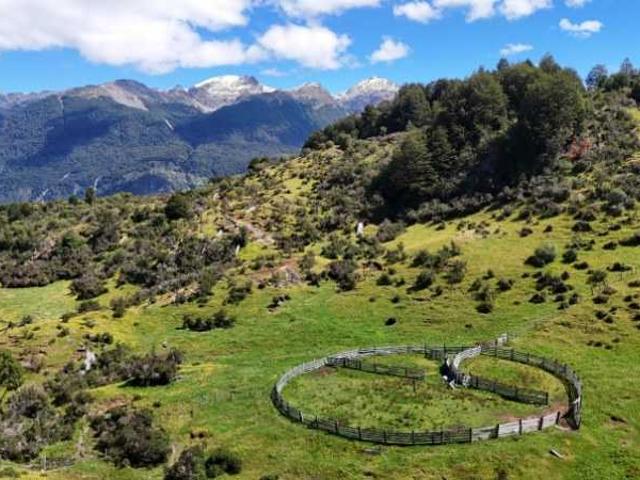 en RÍO IBAÑEZ