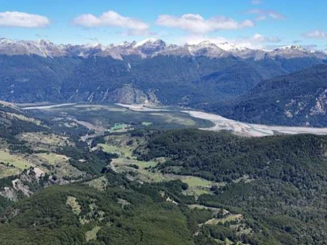 en RÍO IBAÑEZ