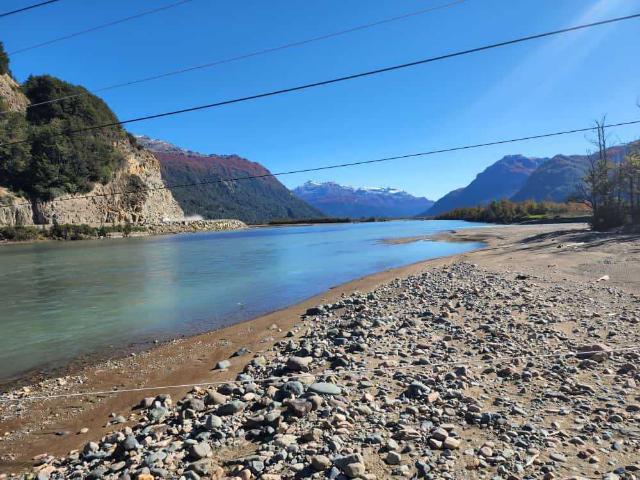 en RÍO IBAÑEZ