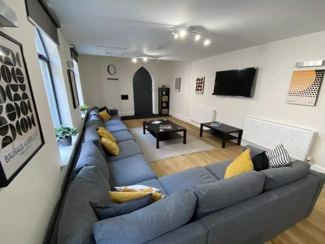 Room for rent in Attenborough, East Midlands