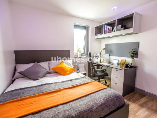 Room for rent in Spon End, West Midlands