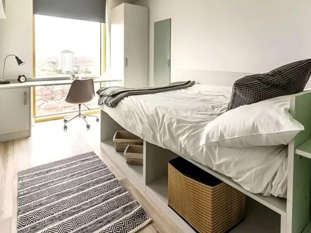 Room for rent in New Lodge, Northern Ireland