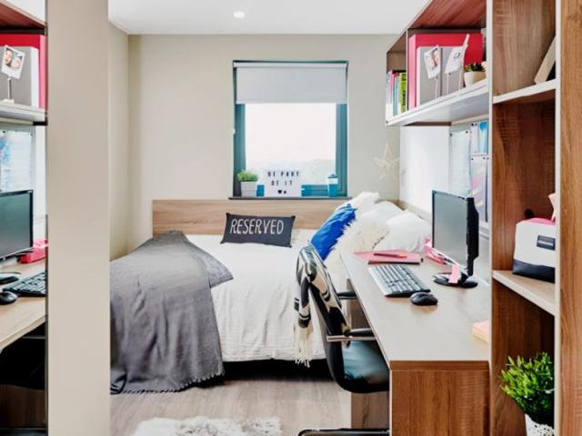 Room for rent in West Midlands