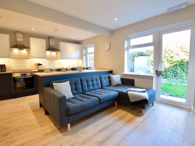 Room for rent in Langley Green, Crawley