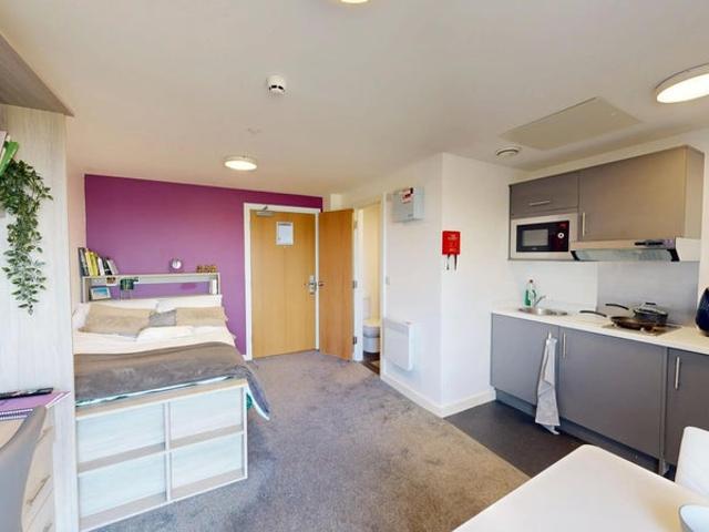 Studio for rent in Islington, Liverpool