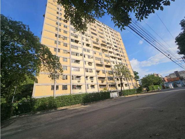 Apartamento en venta en El Centro, Maracay