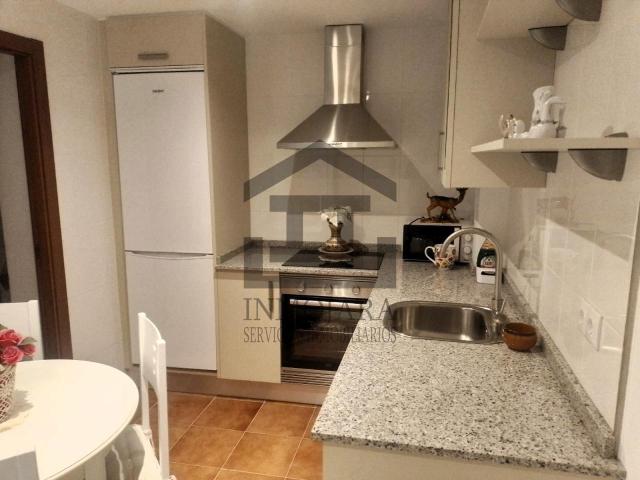 Piso en venta en Cangas, Romarigo