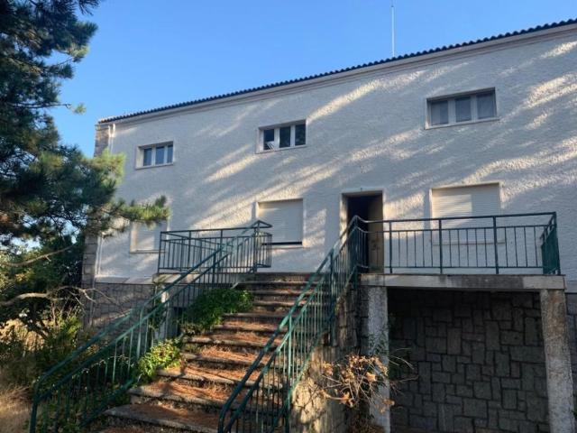 Casa en venta en Becedas