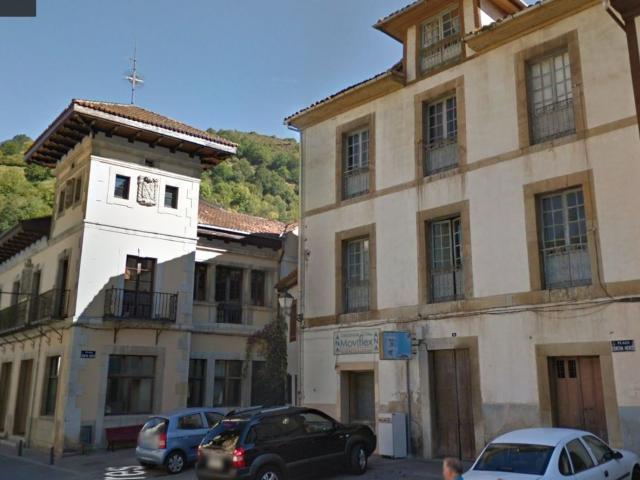 Casa en venta en Belmonte De Miranda, Tabláu