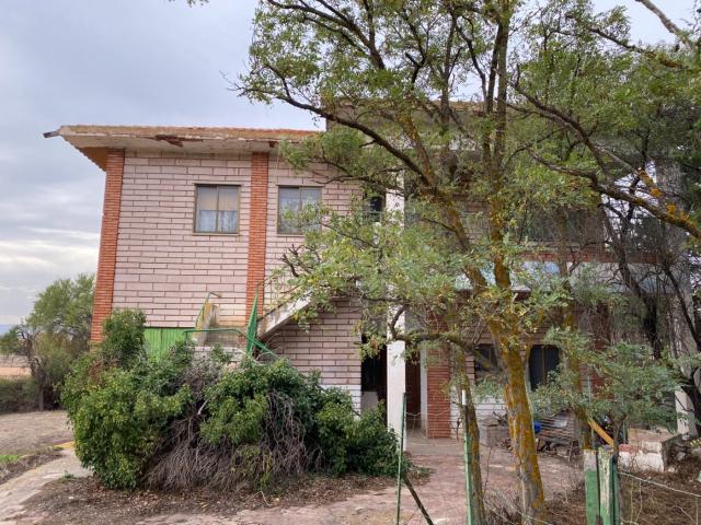 Casa en venta en Allueva, Aragón