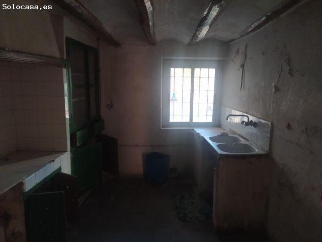 Casa en venta en Allueva, Aragón
