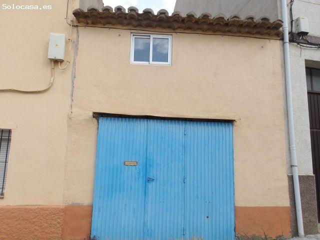 Casa en venta en Allueva, Aragón
