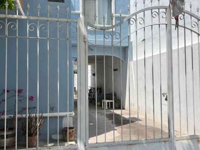 En venta casa en privada Puerta del Rey al oriente de Saltillo