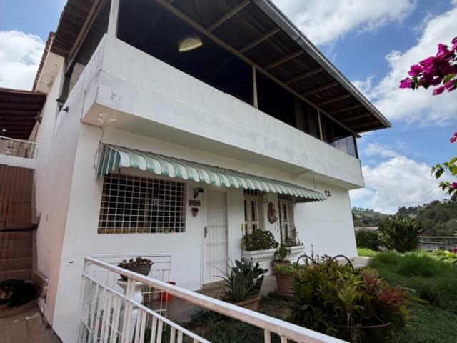 Casa en venta en Francisco Linares Alcántara, Miranda