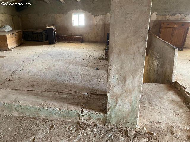 Casa en venta en Allueva, Aragón