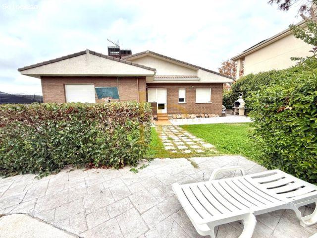 Casa en venta en El Casar, Guadalajara