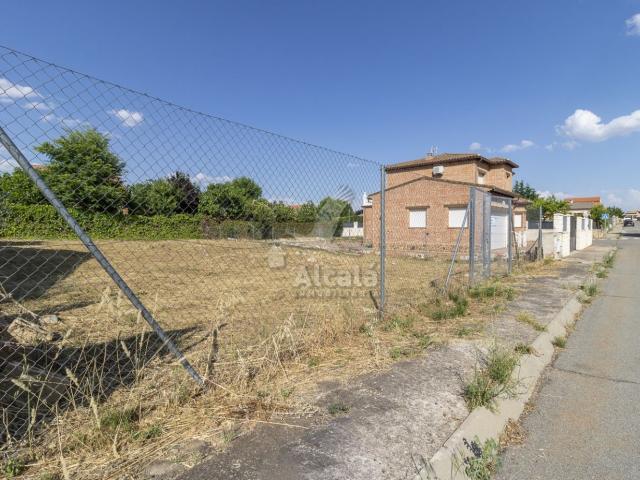 Casa en venta en Chiloeches, Urbanización Medina Azahara
