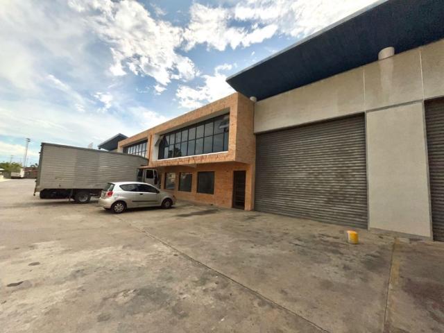 Galpón en venta en La Isabelica, Valencia