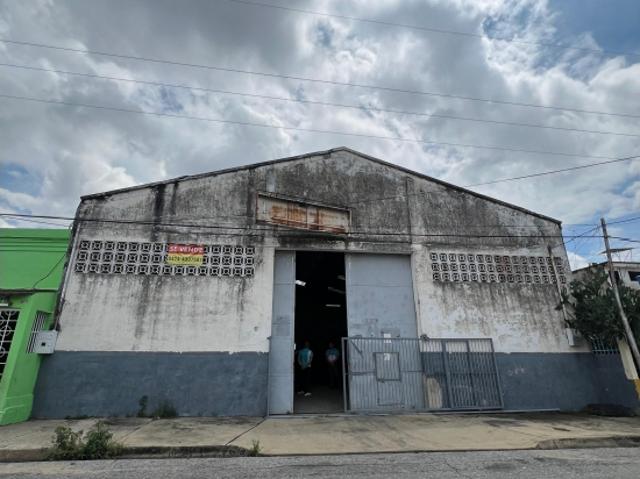 Galpón en venta en La Candelaria, Valencia