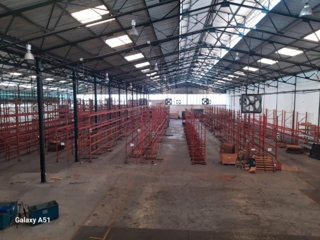 Galpón en venta en La Quizanda, Valencia