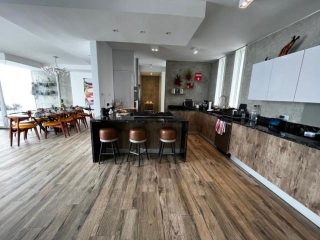 Apartamento en venta en Urbanización Lomas del Halcón, Caracas
