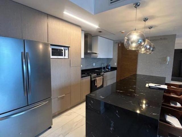 EN VENTA HERMOSO PENTHOUSE EN PARQUE CENTRO