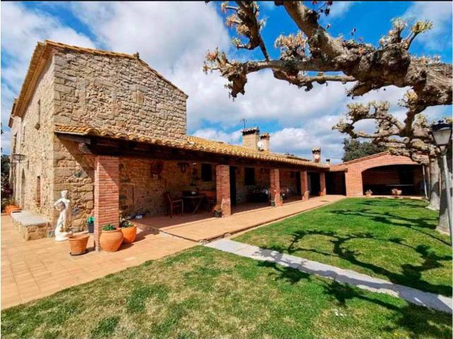 Casa en venta en Cantallops, Llagostera