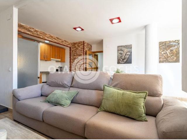 Piso en venta en Montbrió Del Camp