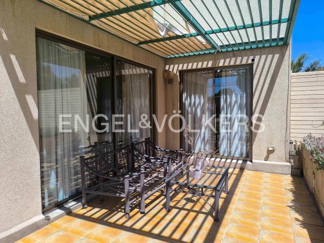 En Venta residencia 234 M2 construídos en 746 M2