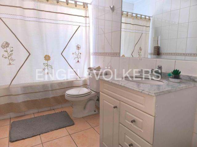 En Venta residencia 234 M2 construídos en 746 M2