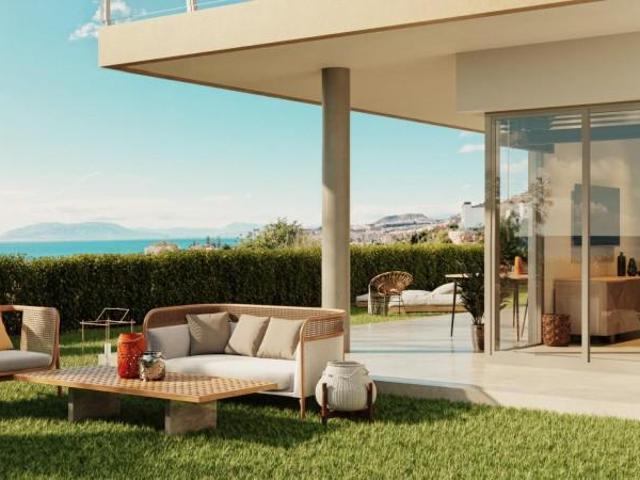 Piso en venta en Torre de Benagalbón, La Axarquía