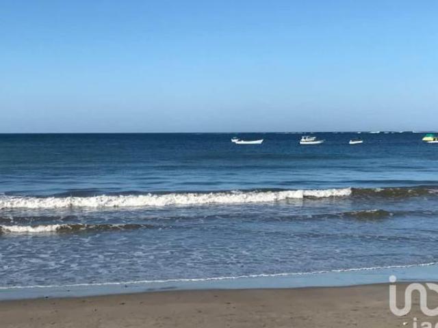 En venta terreno cerca de la playa en El Morro, Alto Lucero