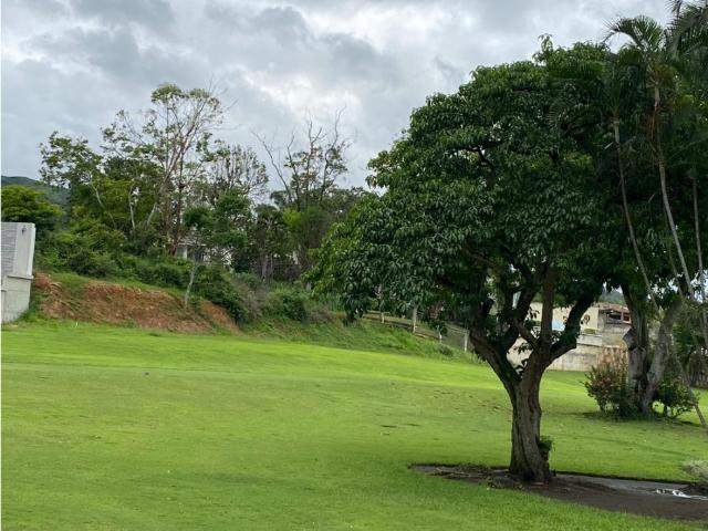 Terreno en venta en Valencia, Guataparo Country Club