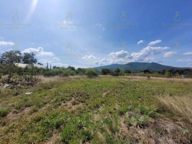 Terreno en venta en Tlalixtac De Cabrera, Oaxaca