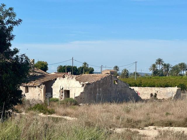 Terreno en venta en les Baies / Las Bayas, el Baix Vinalopó