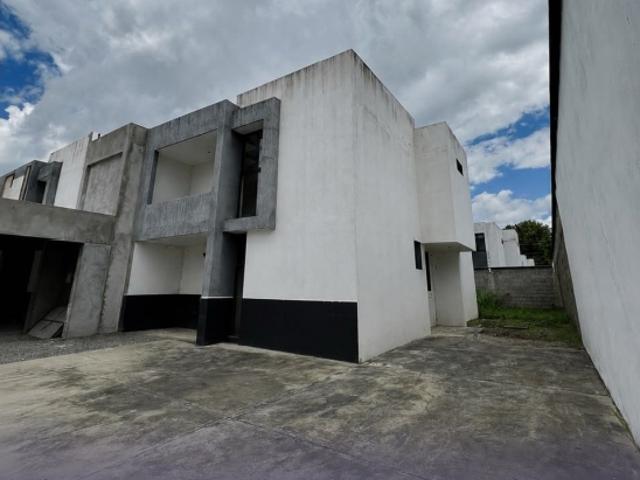 Casa en venta en Acarigua, Portuguesa