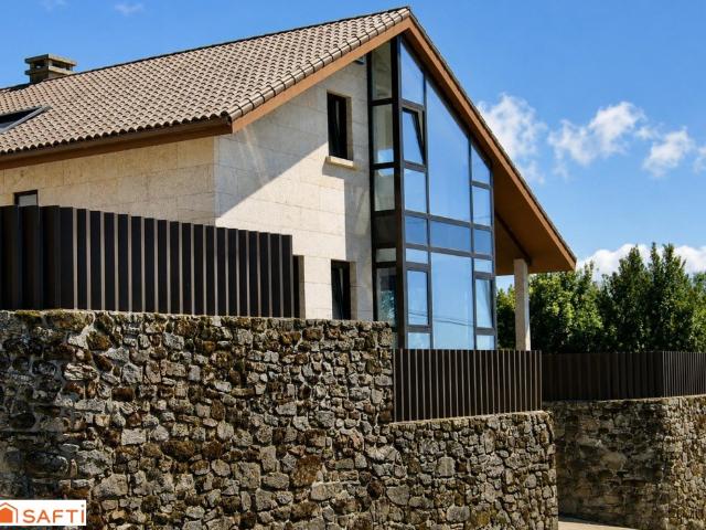 Chalet en venta en Vilariño, O Salnés