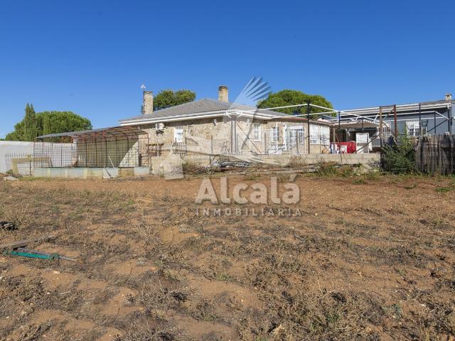 Casa en venta en La Cardosa, Valdeavero