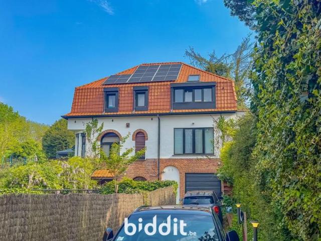 Maison vente à Uccle, Bruxelles